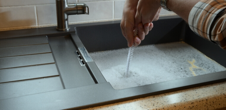 Unclogging & Water Leak Repair Specialist